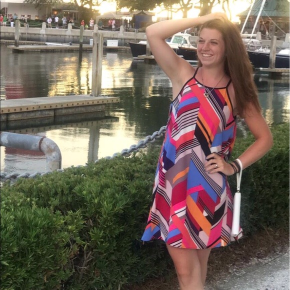 Meet your Posher, Jacquelynne - Picture 1 of 2